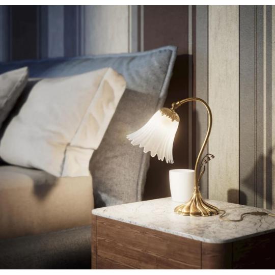 arany luxus asztali lampa klasszikus rez sargarez vintage uvegburas haloszoba olvasolampa kastely villa polgari elegans sargarez.jpg